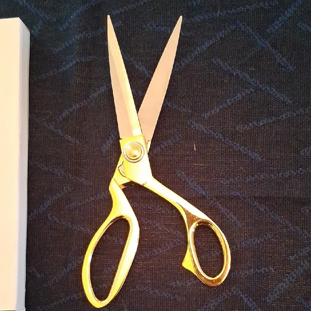 Gold Scissors - Picture 4 of 5